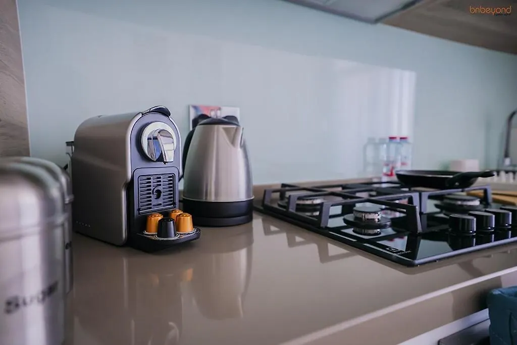 Apartment Bnbeyond'S Modern Marina Pad Dubai